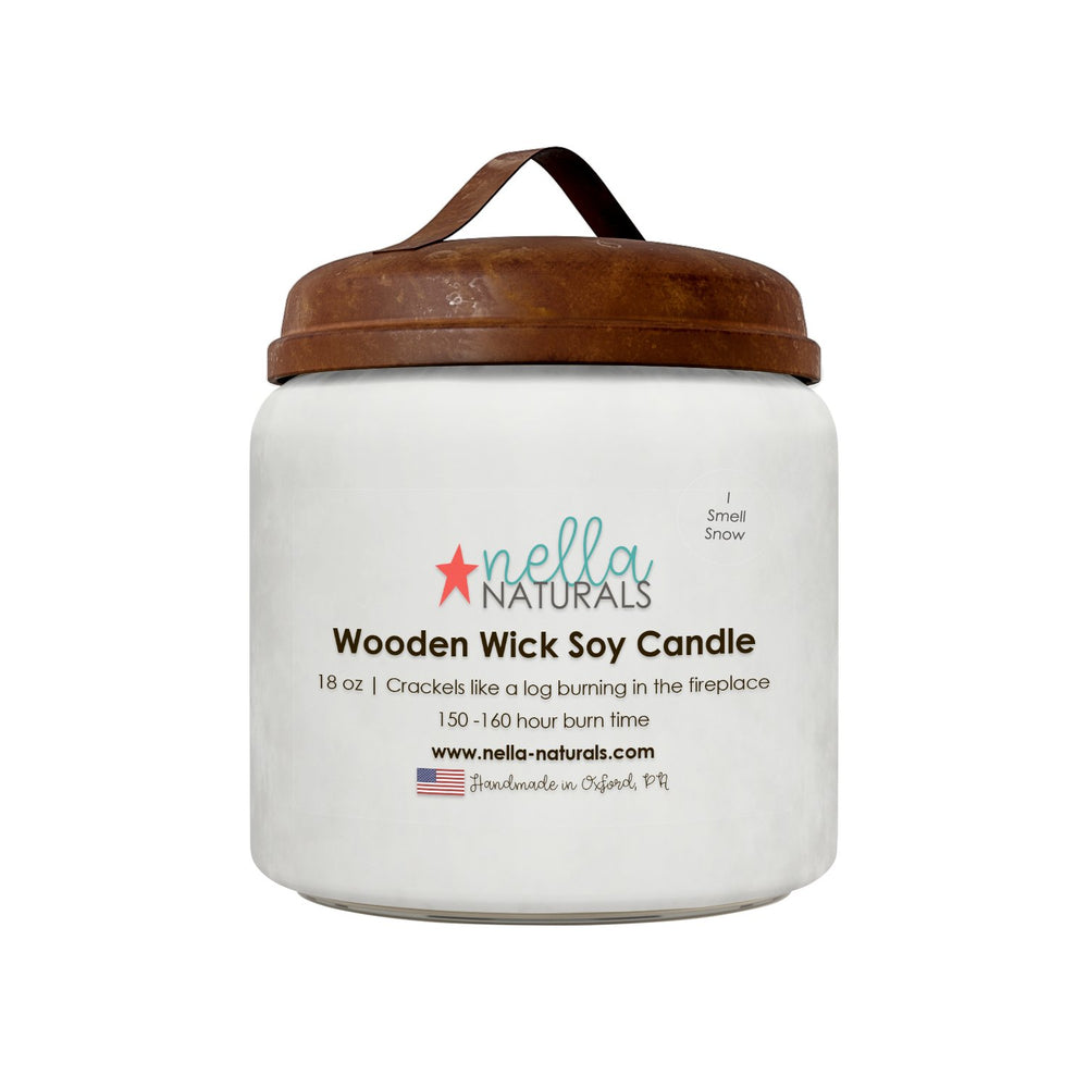 18oz I Smell Snow Wooden Wick Candle